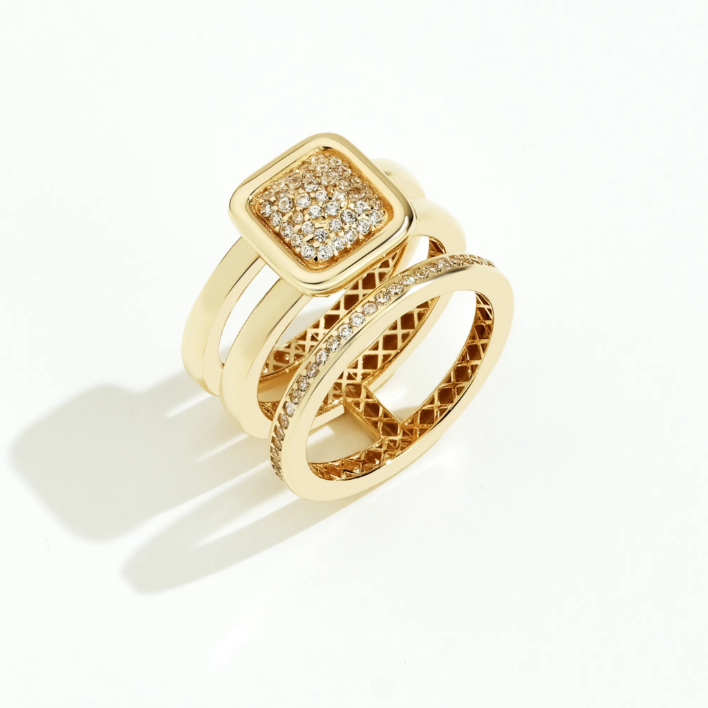 14 Ayar Altın Üçlü Görünümlü Kare Formlu Taşlı Yüzük