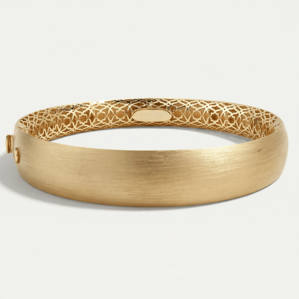 14 Ayar Altın Mat Yüzeyli Kelepçe