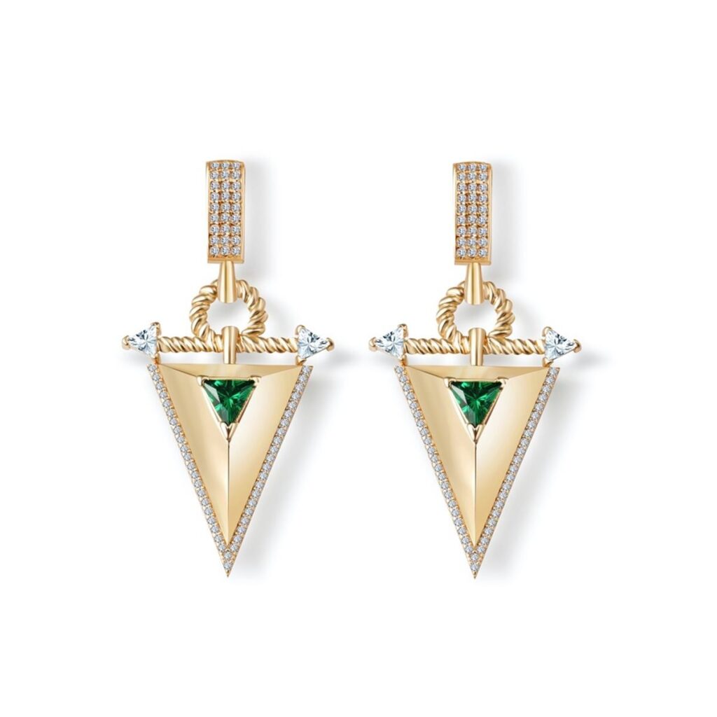 Zümrüt Taşlı Üçgen Sallantılı Altın Küpe